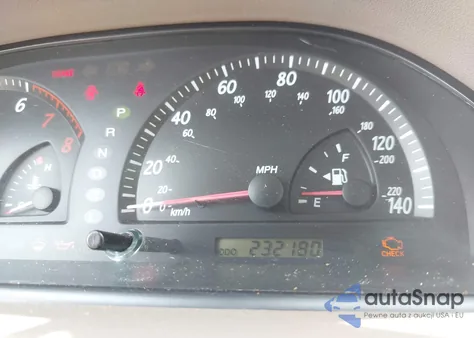 2002 Toyota Camry Le V6 z USA, uszkodzony, nr VIN 4T1BF30K22U504096